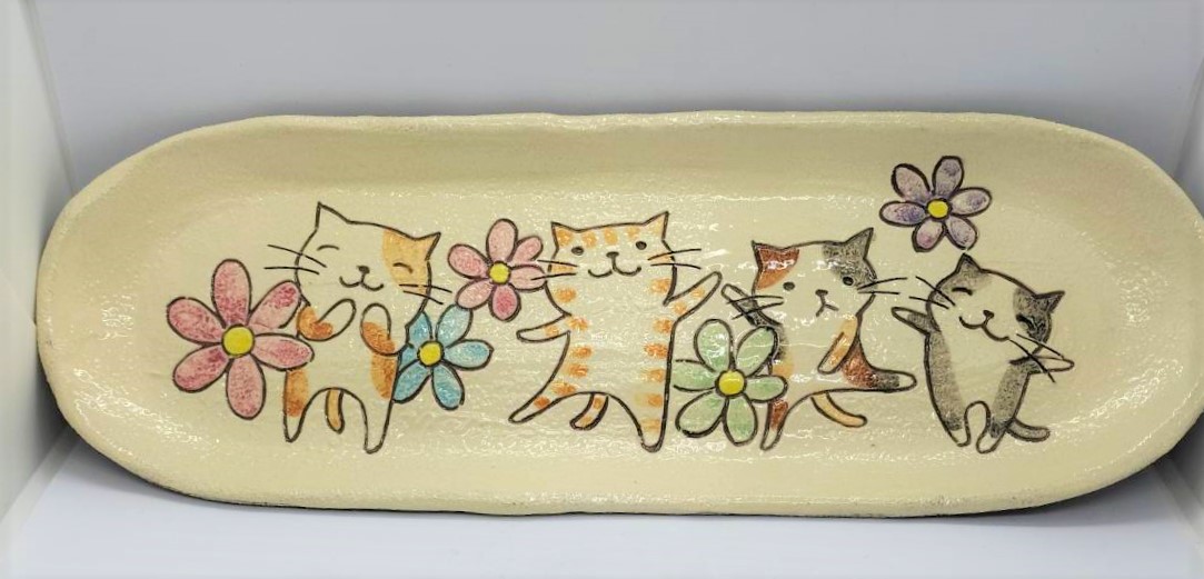 ねこ田商店 美野里焼 平瀬マリ子 長皿 猫と花